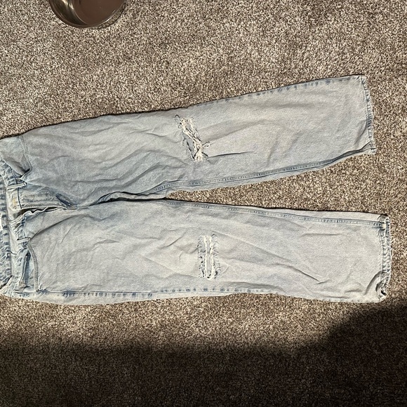 Good American Frayed Light Blue Denim - Picture 1 of 3